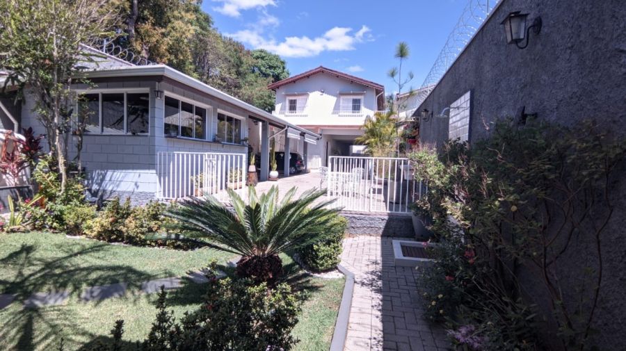 Casa - Venda - Jardim Pacaembu - Jundiaí - SP
