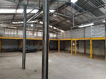 Galp�o para Venda - Bairro do Poste em Jundiai