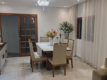 Linda casa no B. Santa Gertrudes em Jundiai SP