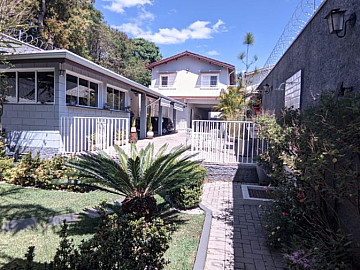 Linda casa no Jardim Pacaembu em Jundiai